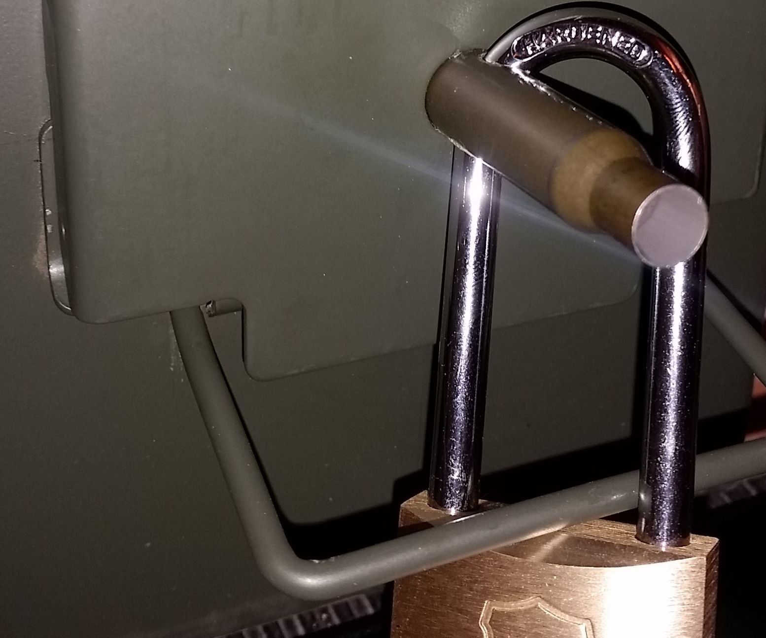 A Lock for a 50cal Ammo Can in 1 Step