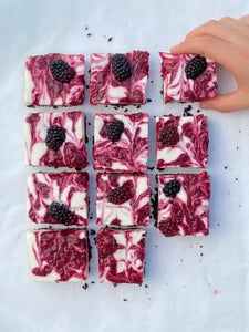 Oreo-crust Blackberry Cheesecake Bars (No Bake)
