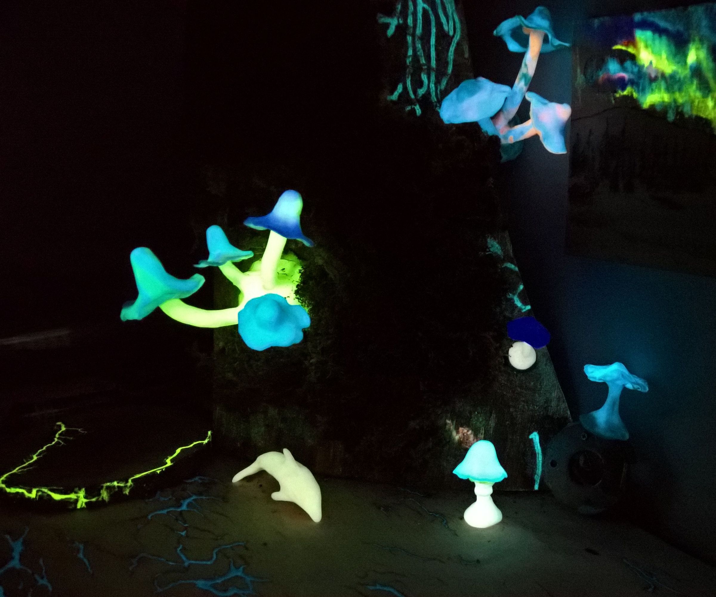 How to Make Glowing Mushrooms