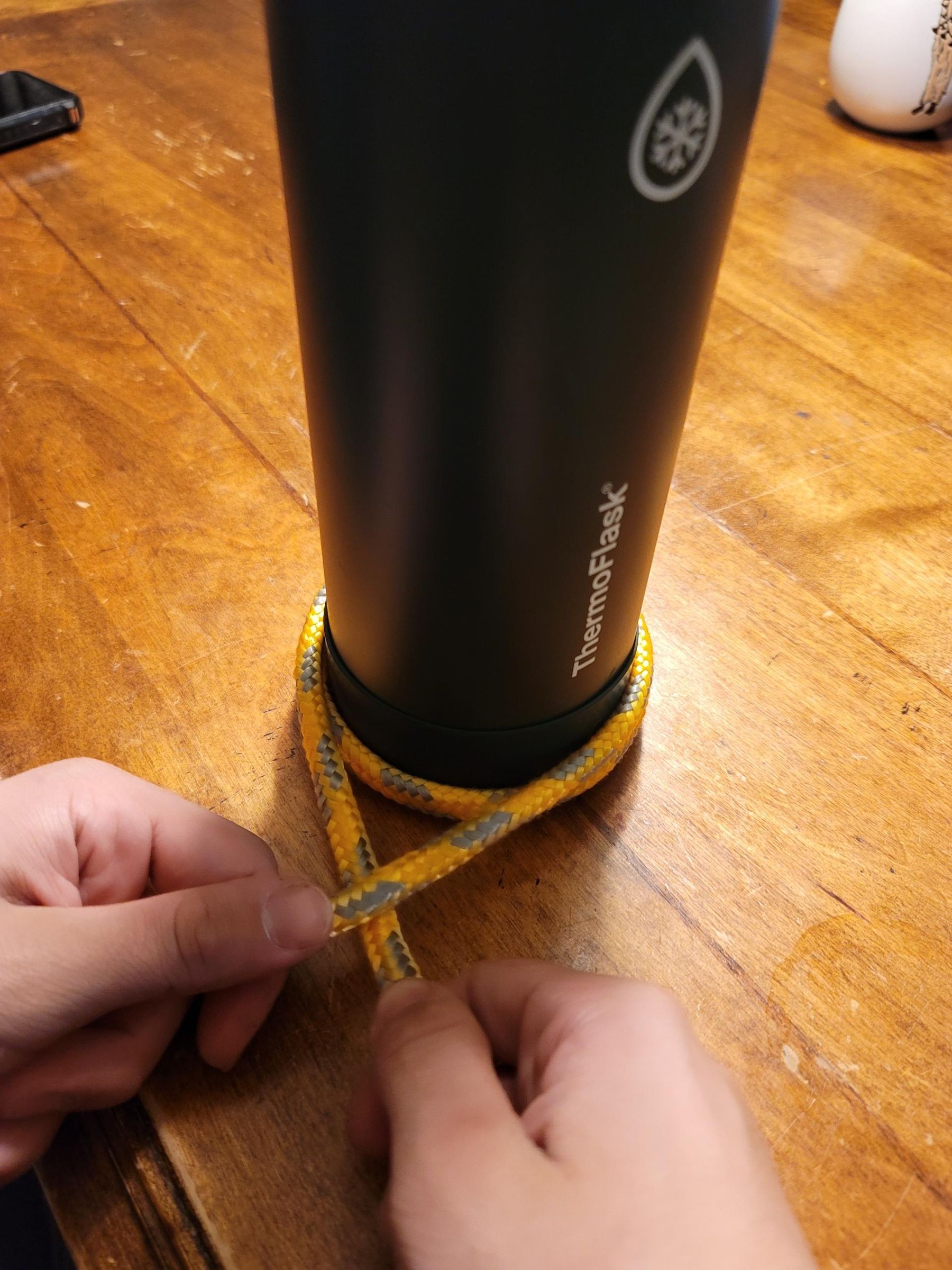 6 Step Water Bottle Rope Wrap : 7 Steps (with Pictures) - Instructables