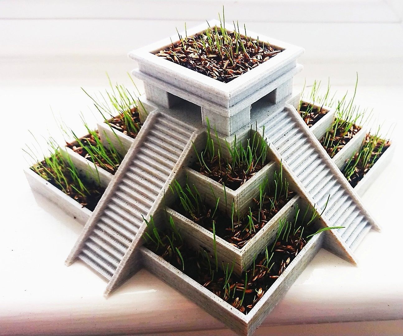 3D Printed Aztec Pyramid Plant Pot