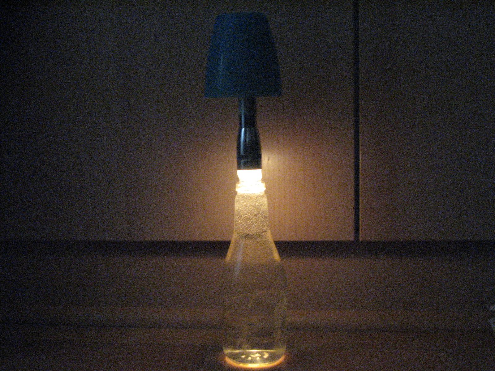 minimag bottle lamp