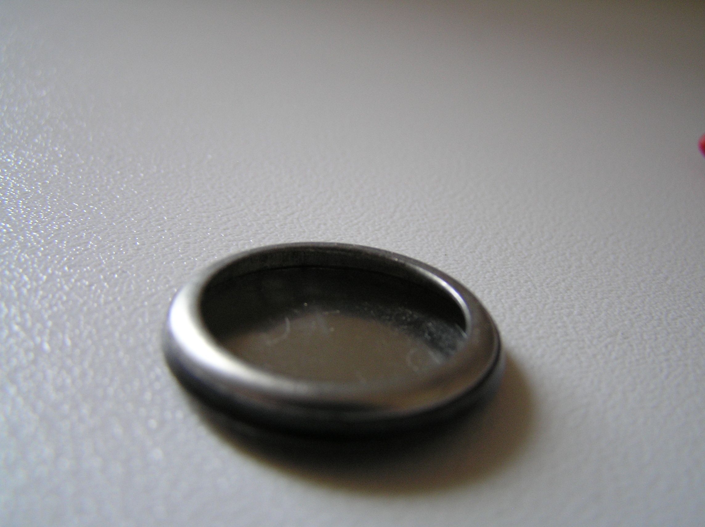 Fix Broken Pin Badges 6 Steps (with Pictures) Instructables