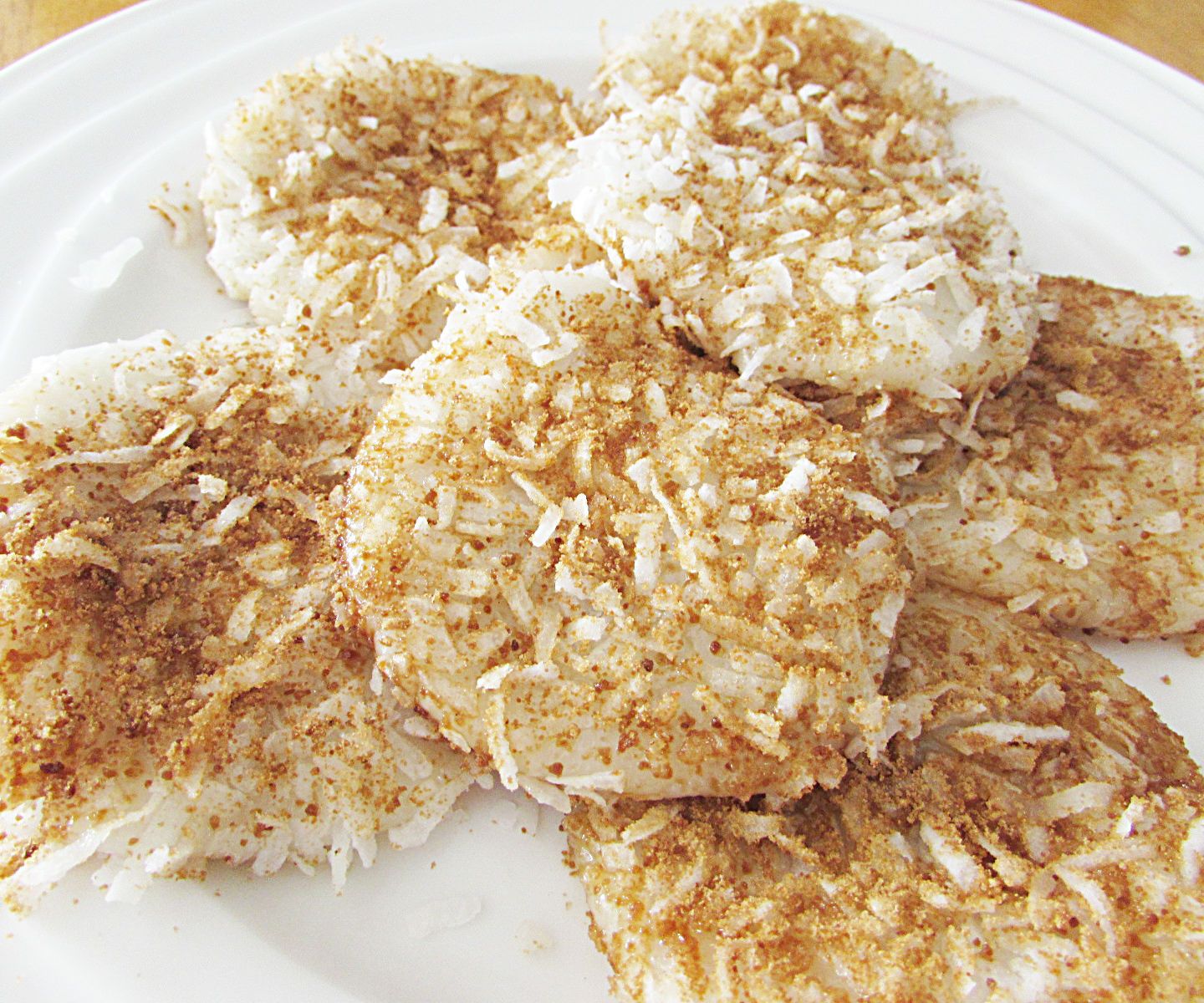 Coconut Sticky Rice Cakes / Palitaw