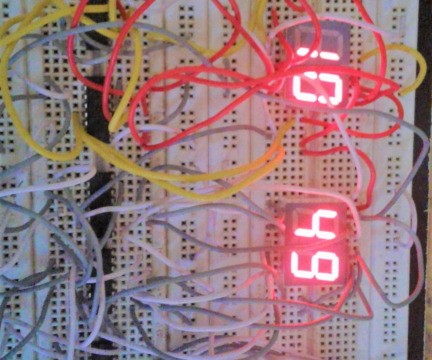 Digital Clock Using 4026 and 4060