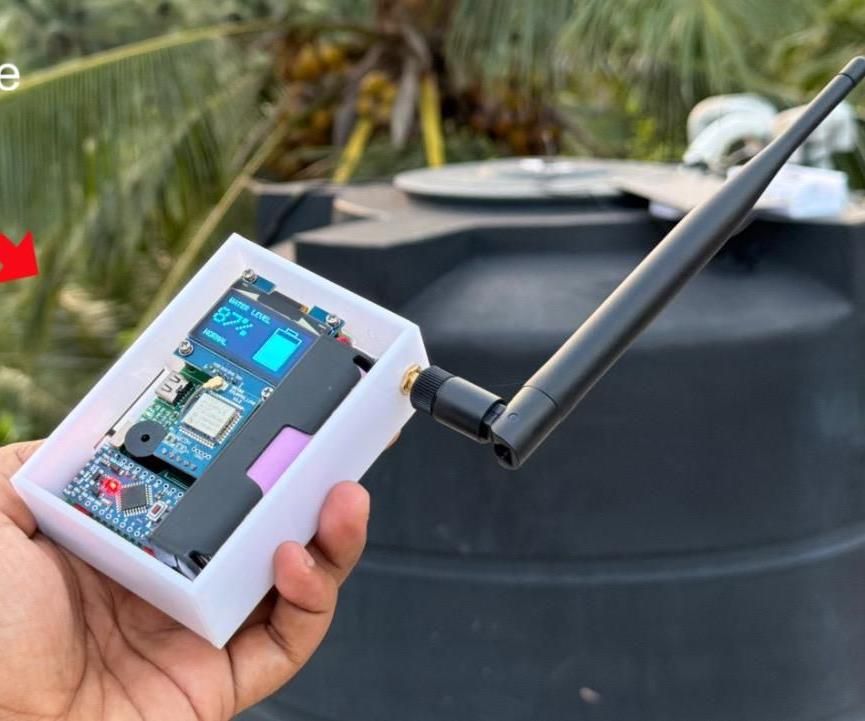 Long Range Wireless Water Tank Monitor Using REYAX LoRa and Arduino