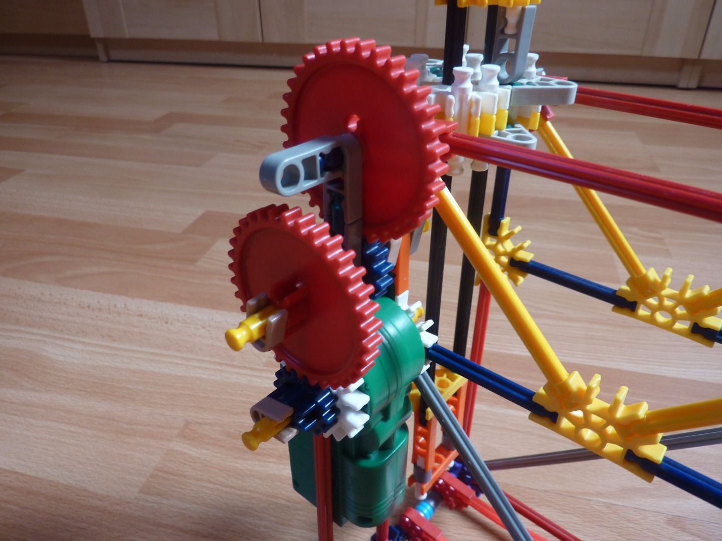 Sliding Arm Lift, a Knex Ball Machine Lift 6 Steps Instructables