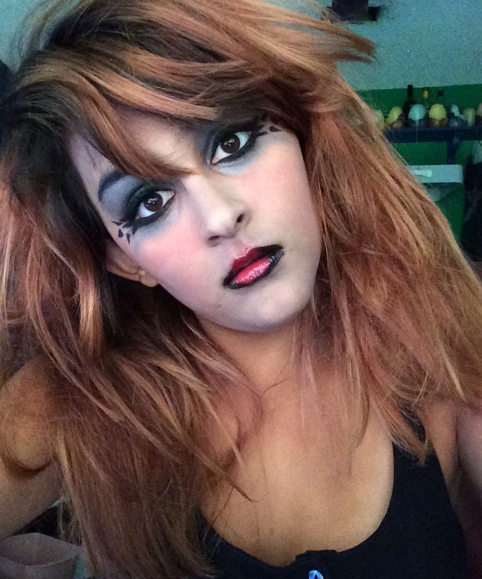 Halloween Vampire Queen Make-up Tutorial 