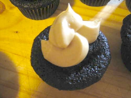 Chocolate Guinness Cupcakes With Whiskey and Baileys