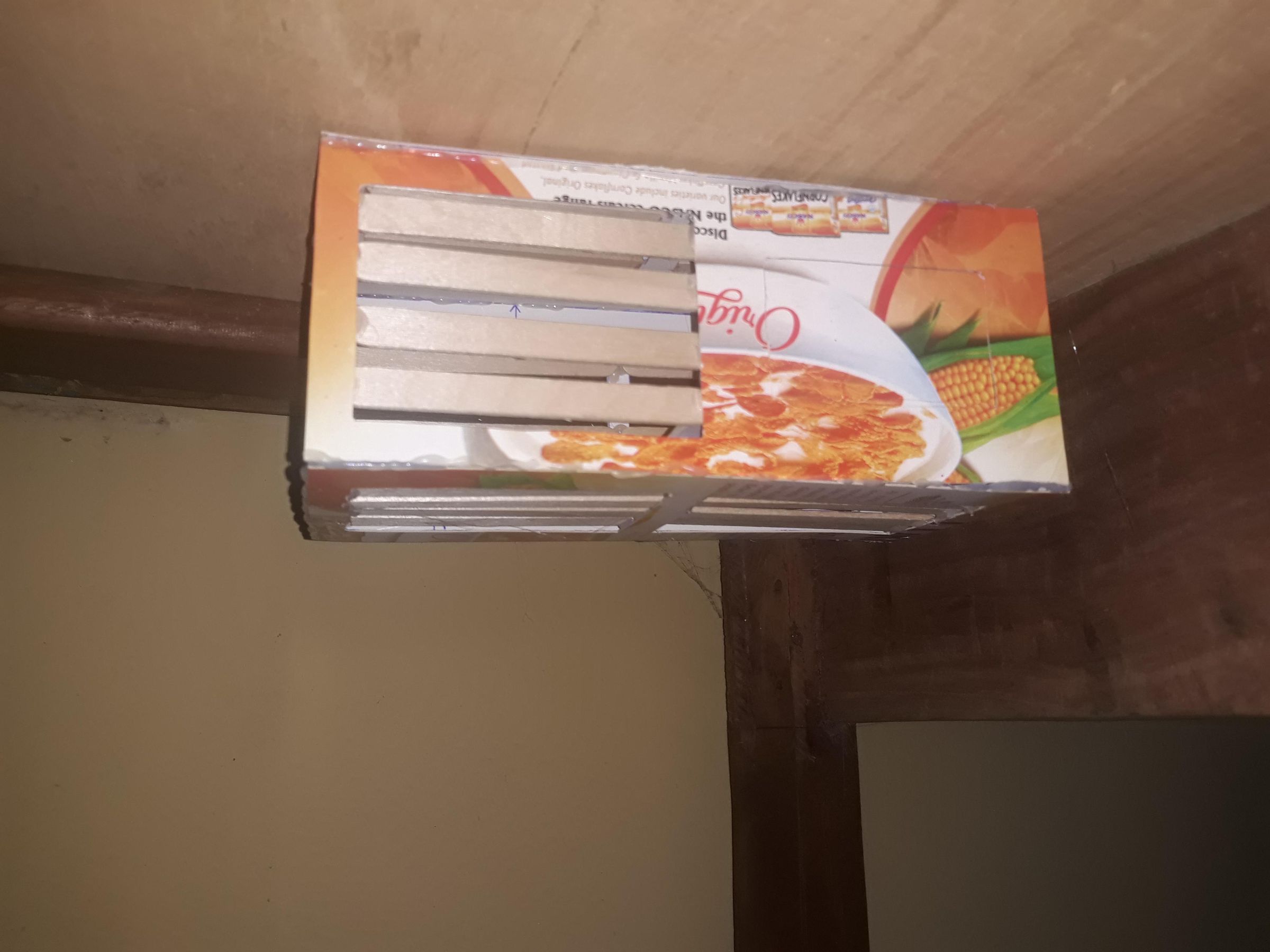 Unsuspected Table Compartment : 6 Steps (with Pictures) - Instructables