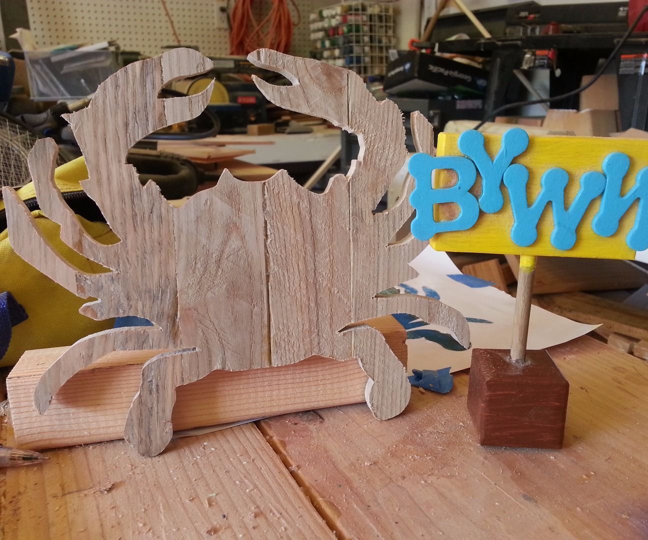 Rustic Crab - reclaimed pallet wood