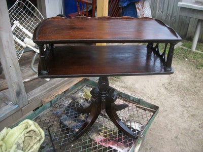 Duncan Phyfe Table Restoration 