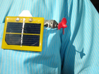 Simple Solar Powered Pocket Submarine With Depth Control.