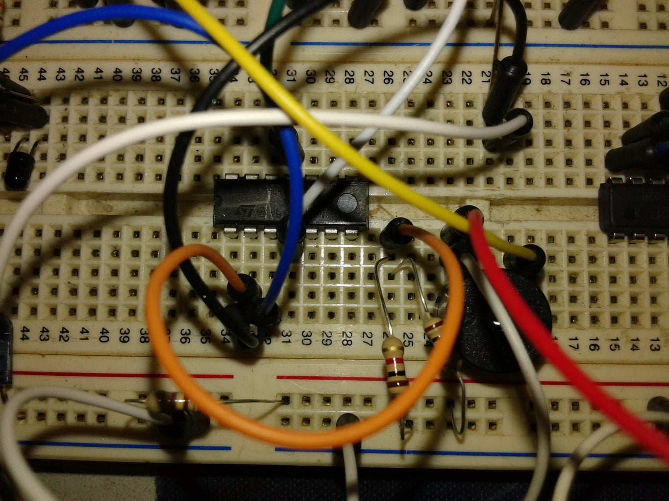 Theft Alarming System : 5 Steps Circuit Diagram