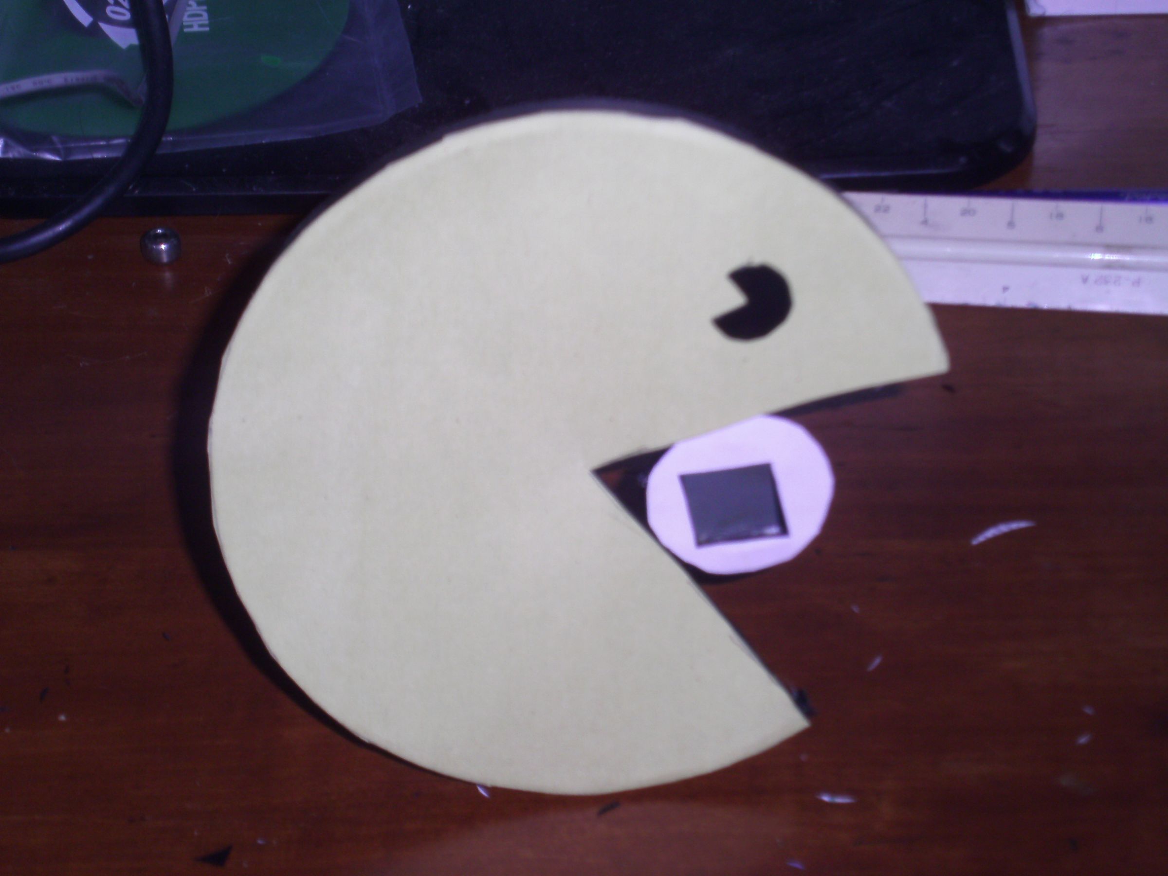 Cheap and Easy PacMan Digital Clock!