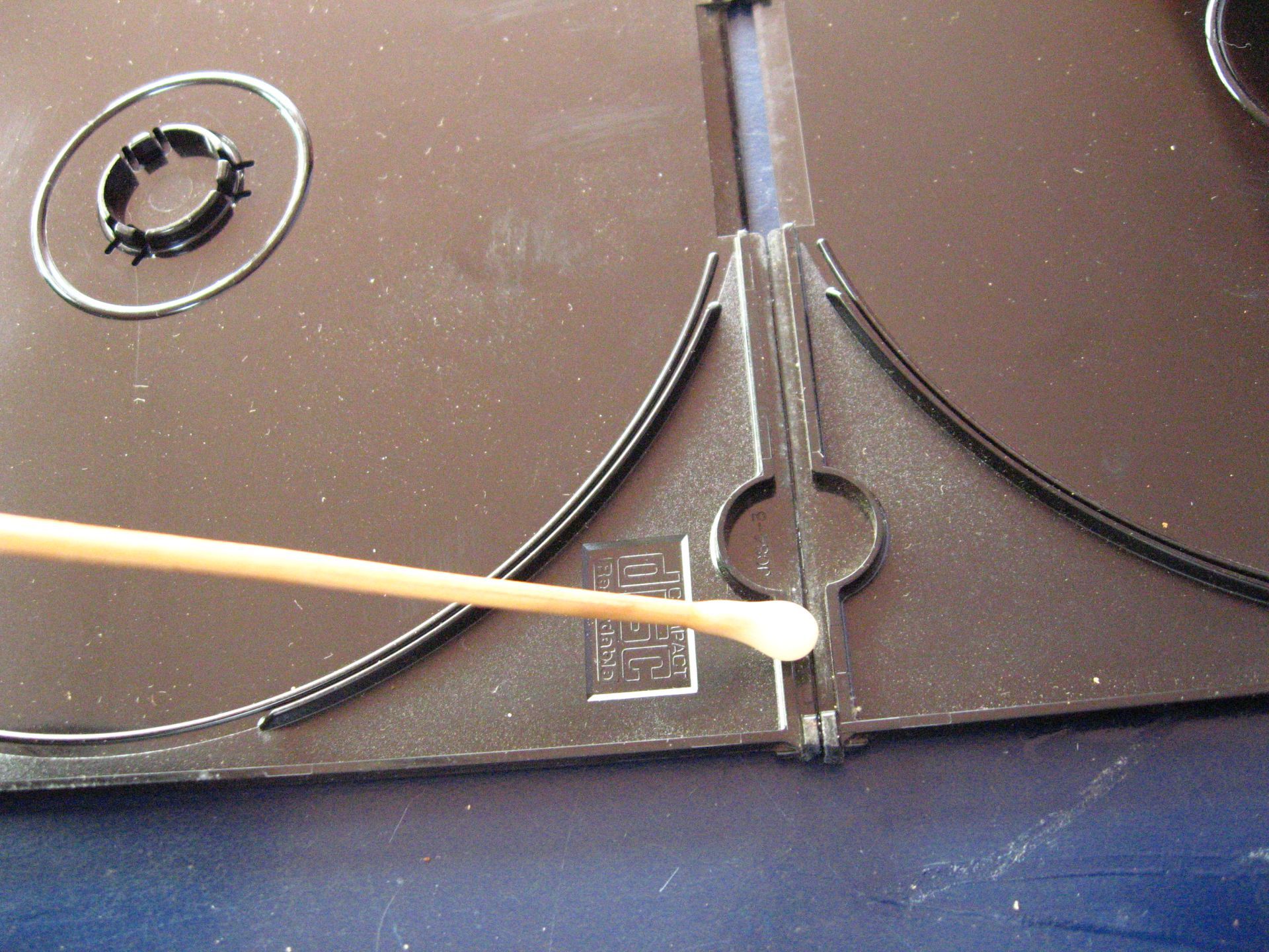 Desktop Organiser With Old CD Jewel Cases 9 Steps (with Pictures) Instructables