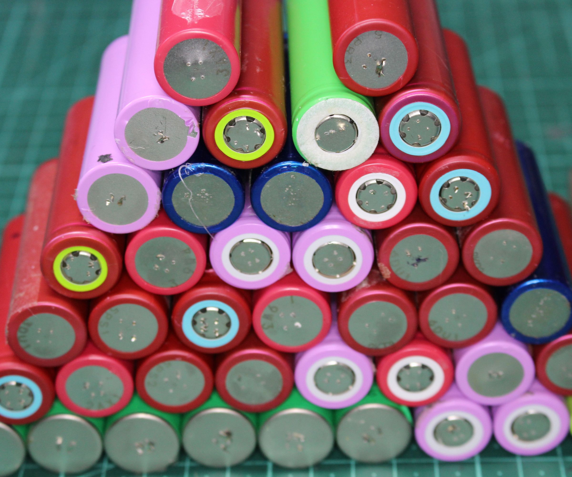 Salvaging Rechargeables for Projects 