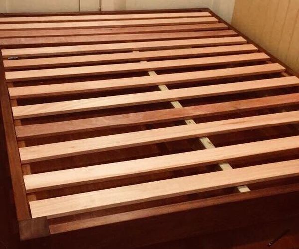 Sturdy Queen Bed