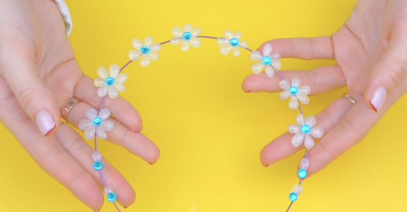 Hot Glue Flower Necklace