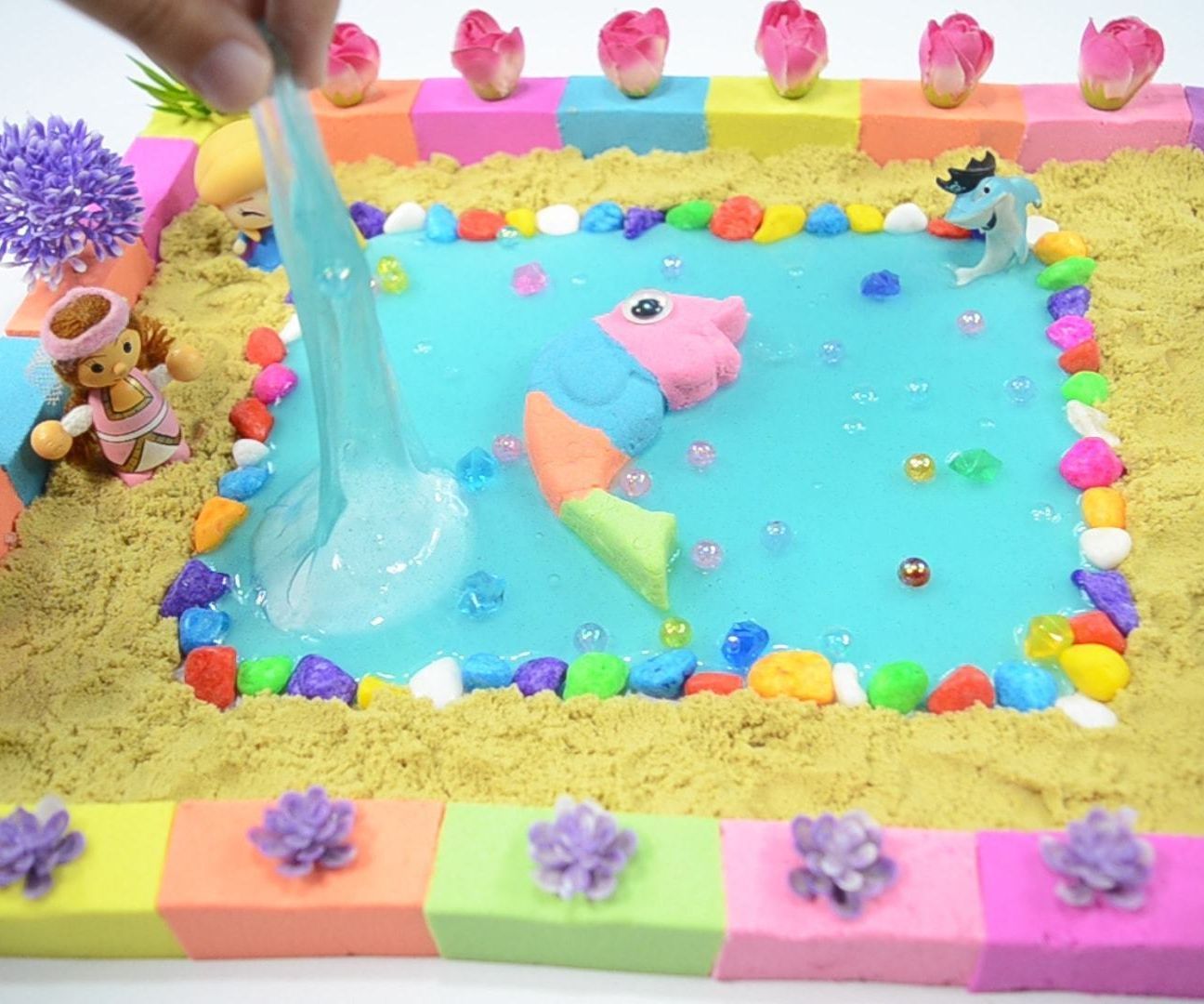 How to Make Kinetic Sand Fish Pond , Slime - Learn Colors for Kids