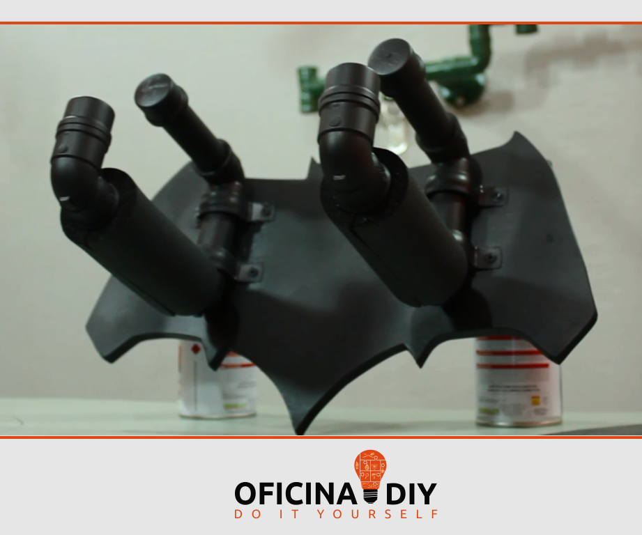 Port Bike Wall PVC Batman (Batman Vs Superman Logo)