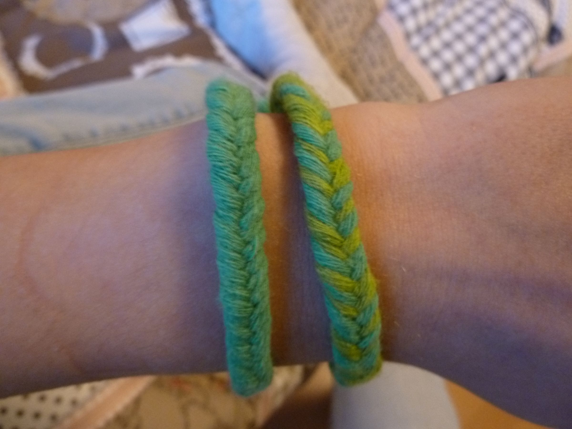 Fishtail Yarn Bracelet Instructables