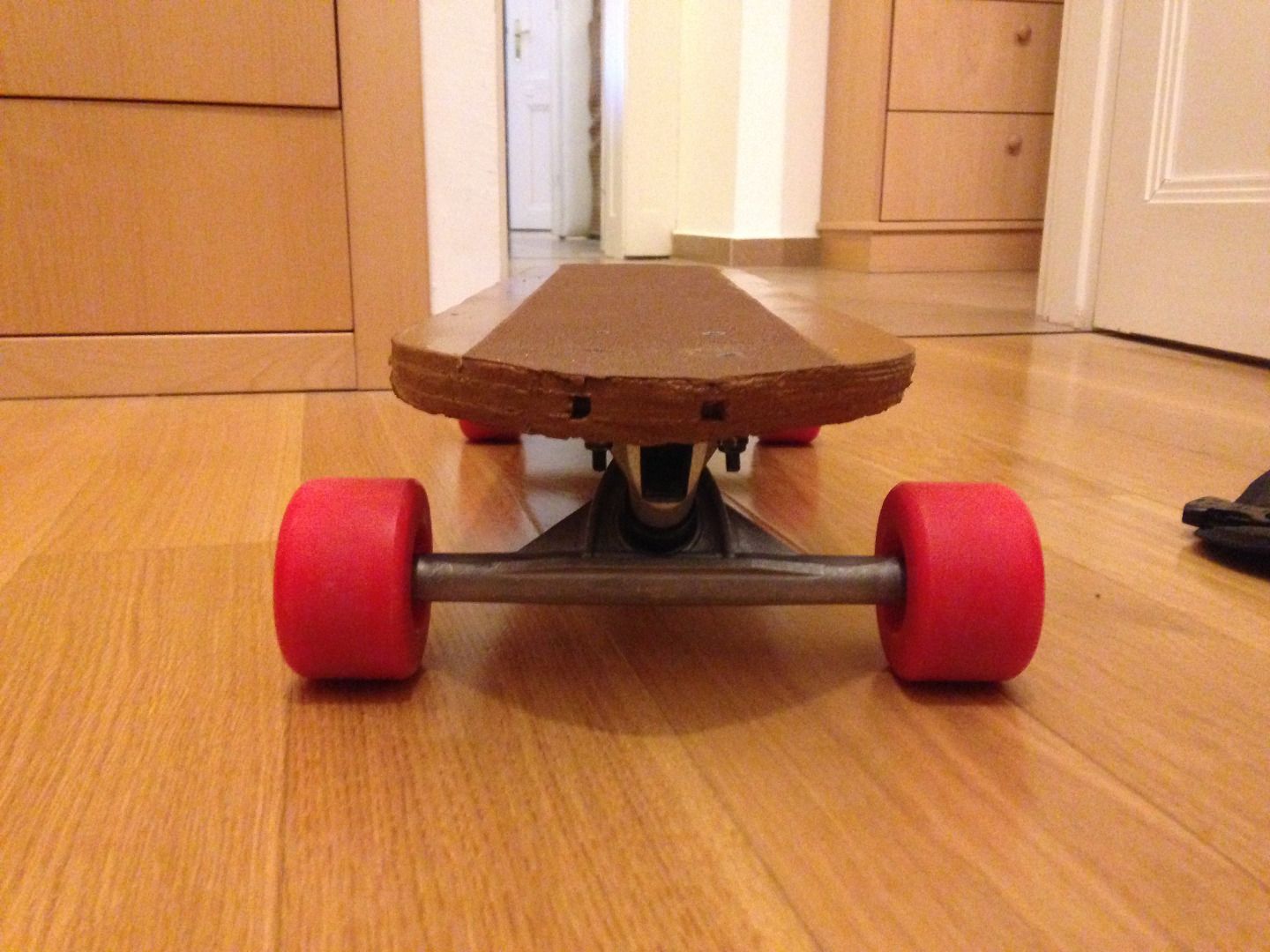 DIY Cruiser Board (no Power Tools Needed) 8 Steps (with Pictures