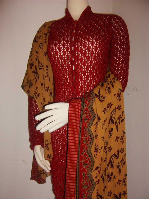 Knitted Kebaya for Lion Brand Challenge