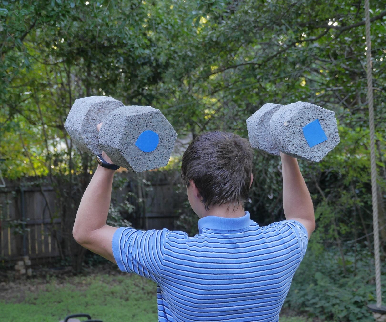 Hexagonal Concrete Dumbbells From 3D Printed Molds