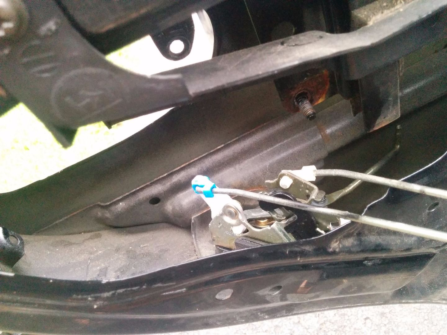 Fixing A Broken Car Door Handle 8 Steps Instructables