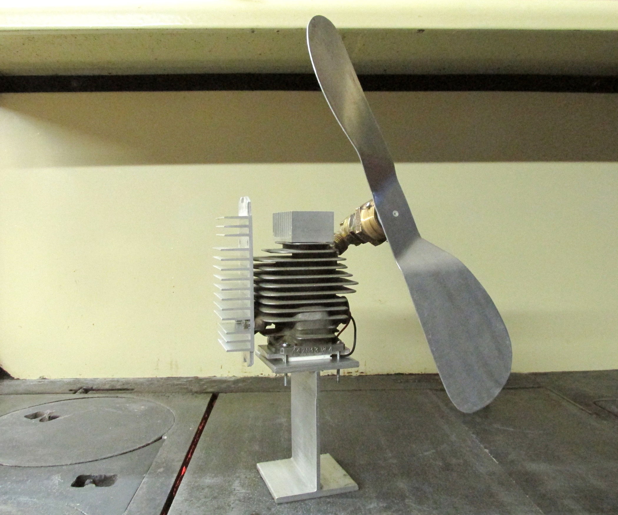 HeatPowered Stove Top Fan W/ Salvaged Parts 11 Steps (with Pictures