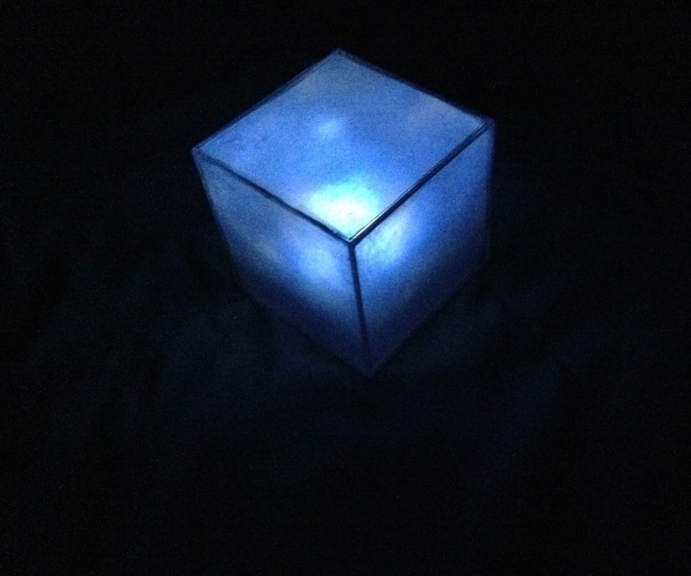 Easy Tesseract Nightlight