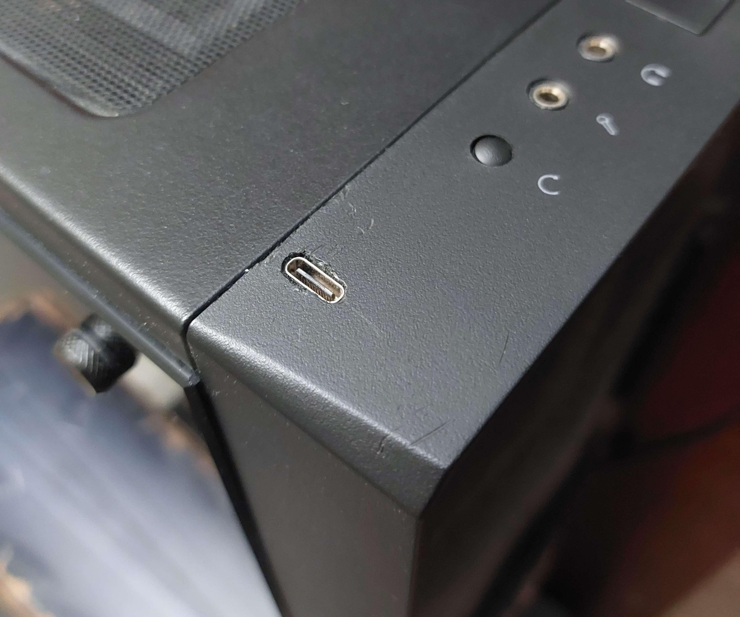 USB C Header Mod for Fractal Design Meshify C Mini