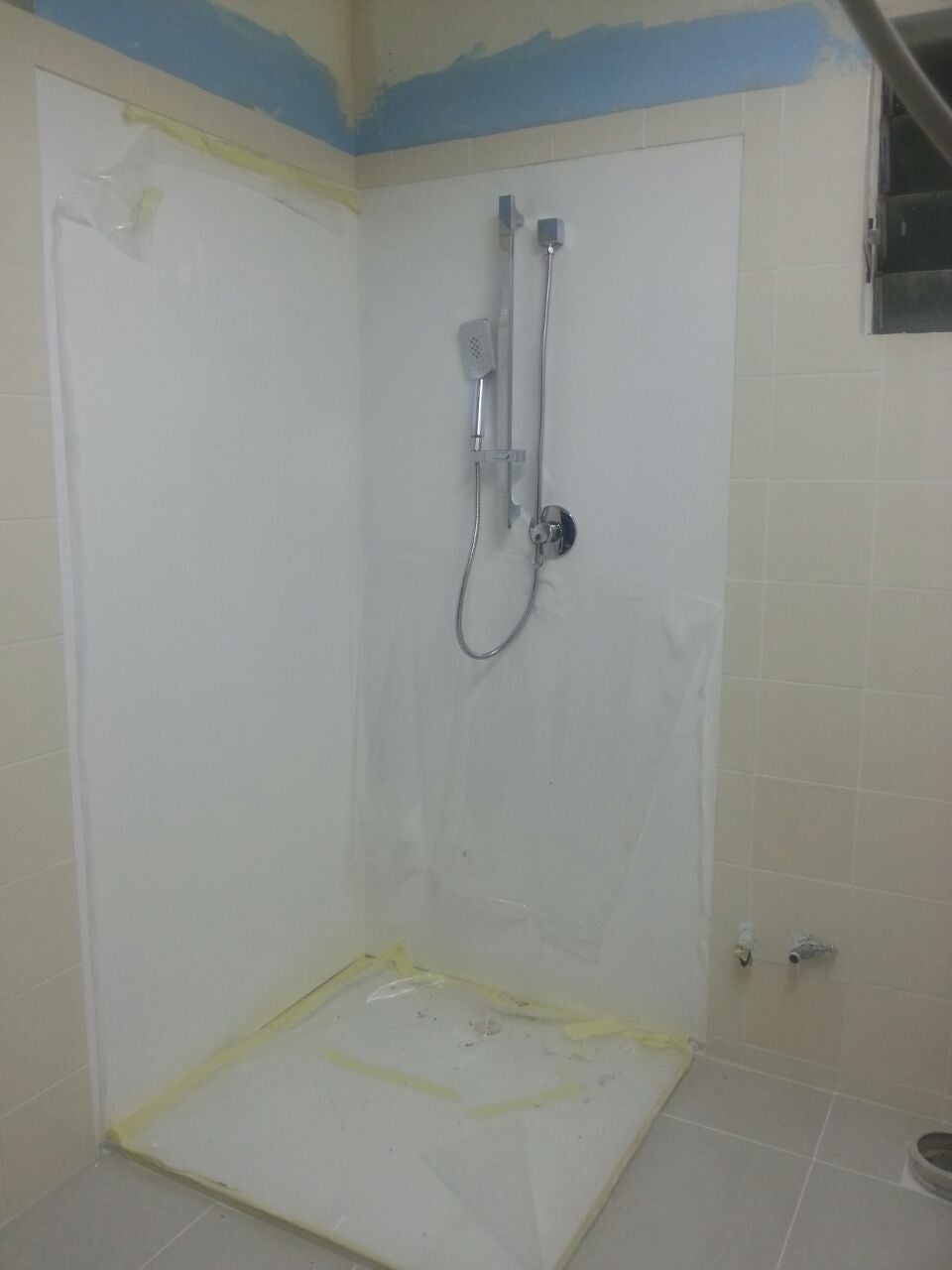 SHOWER AND SCREEN FIXING