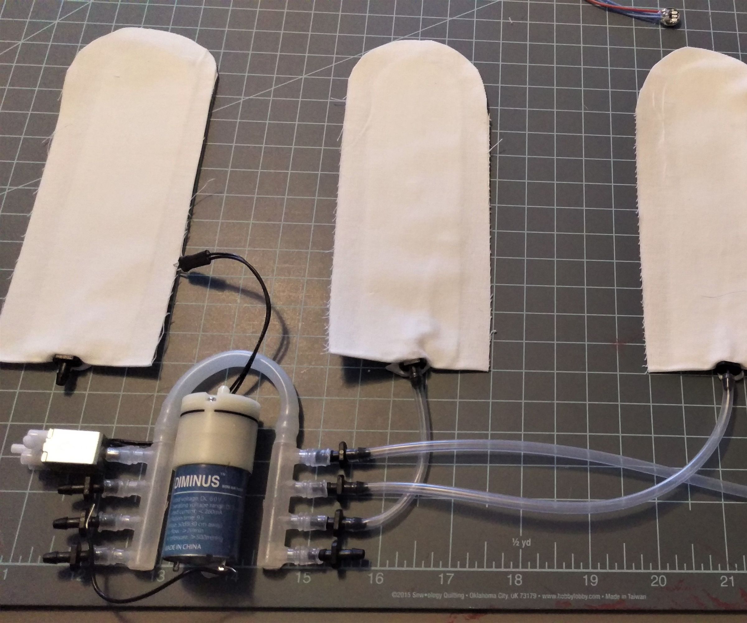 Inflatable Pouches for Shape Changing Garments and Accessories  