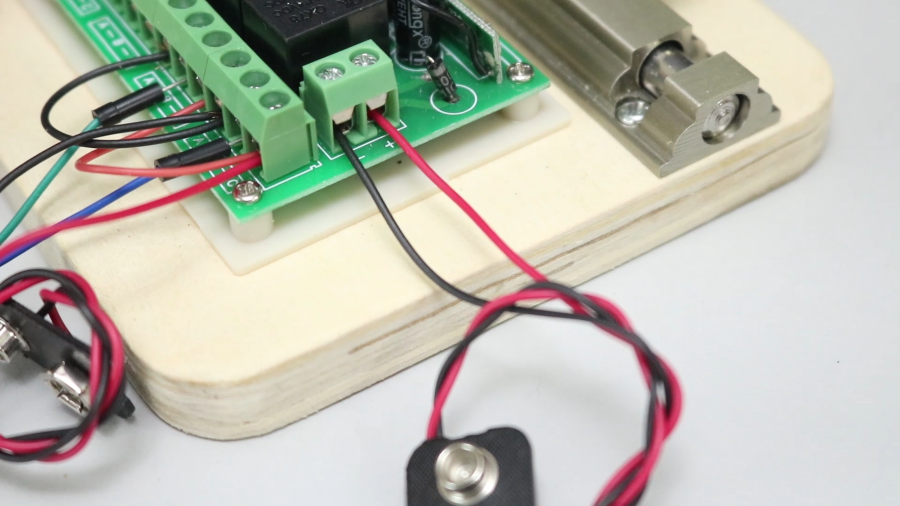 Remote Control Lock : 12 Steps (with Pictures) Circuit Diagram
