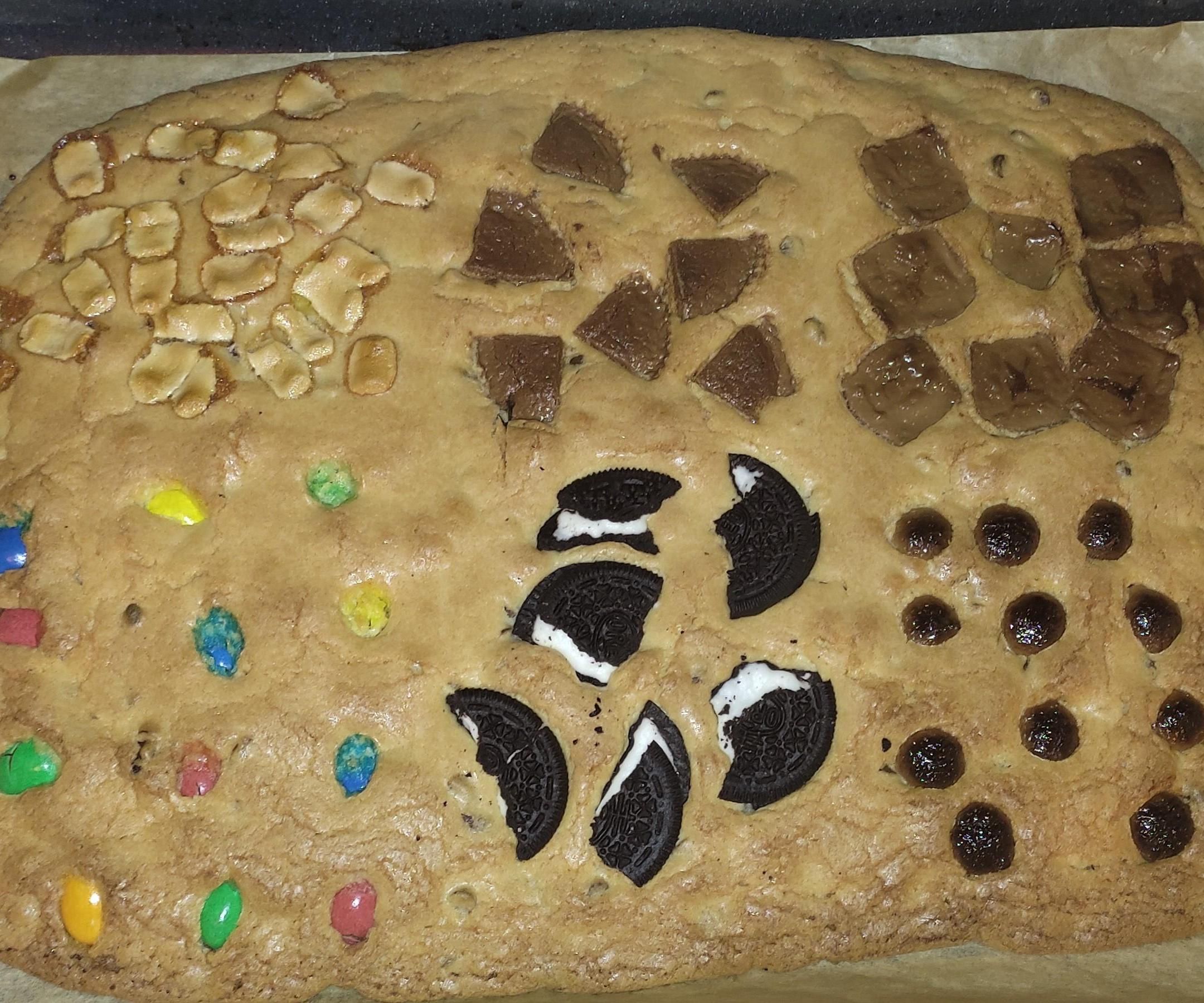 Giant Cookie