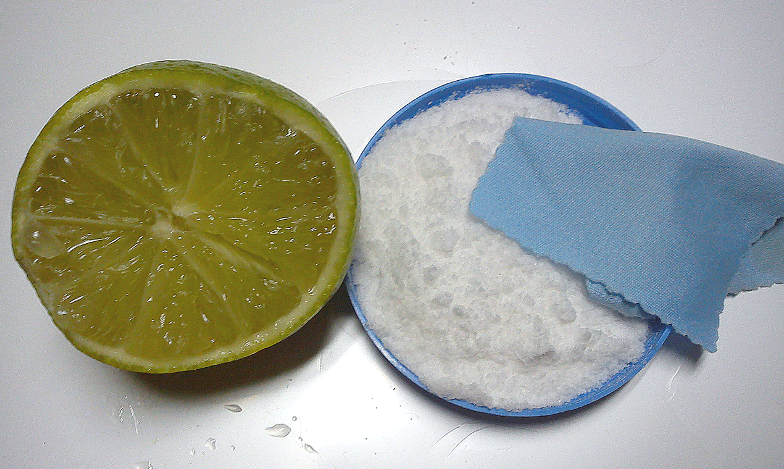 Metal Polish With Lemon and Baking Soda