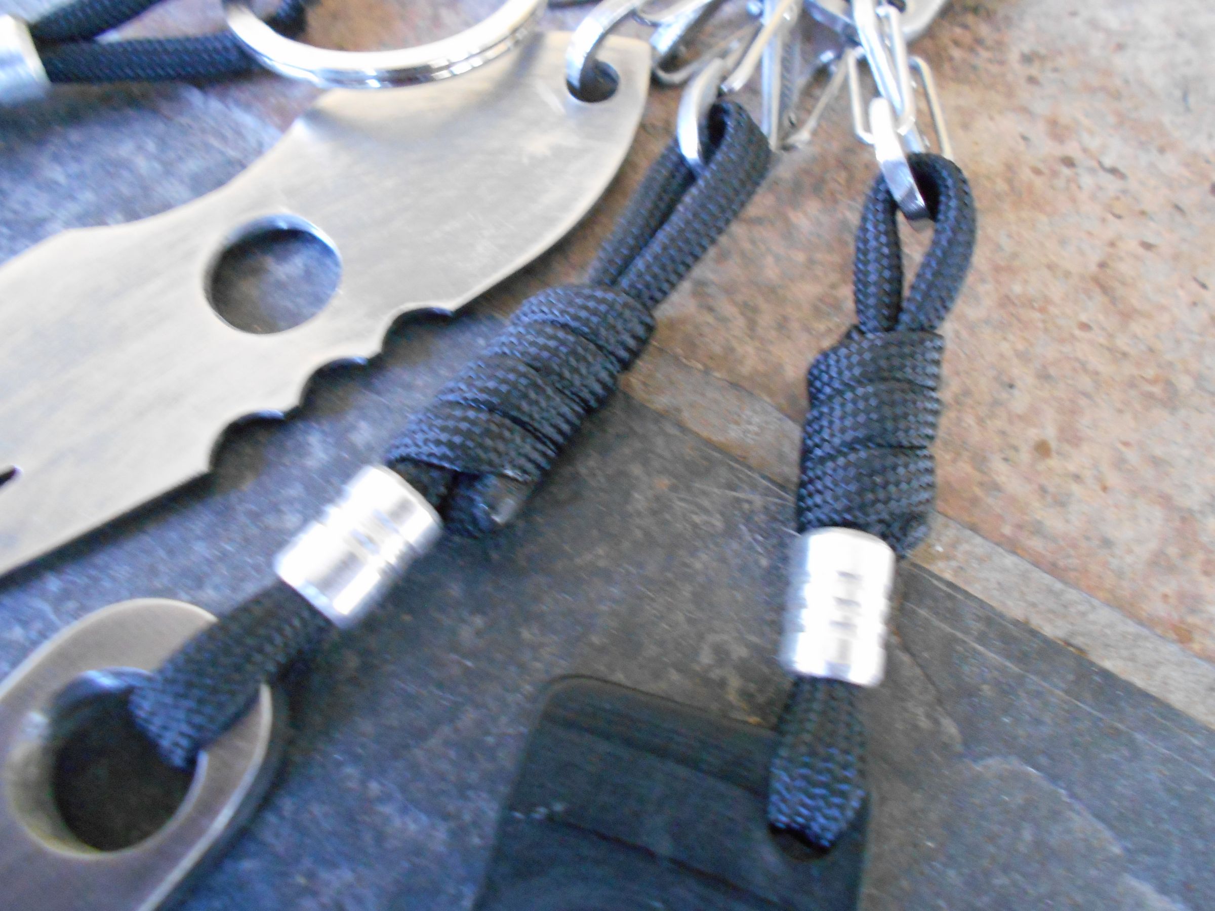 Double Sided Paracord Loop (Keychain Knot)