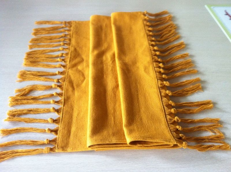 Tassel Tabe Coth