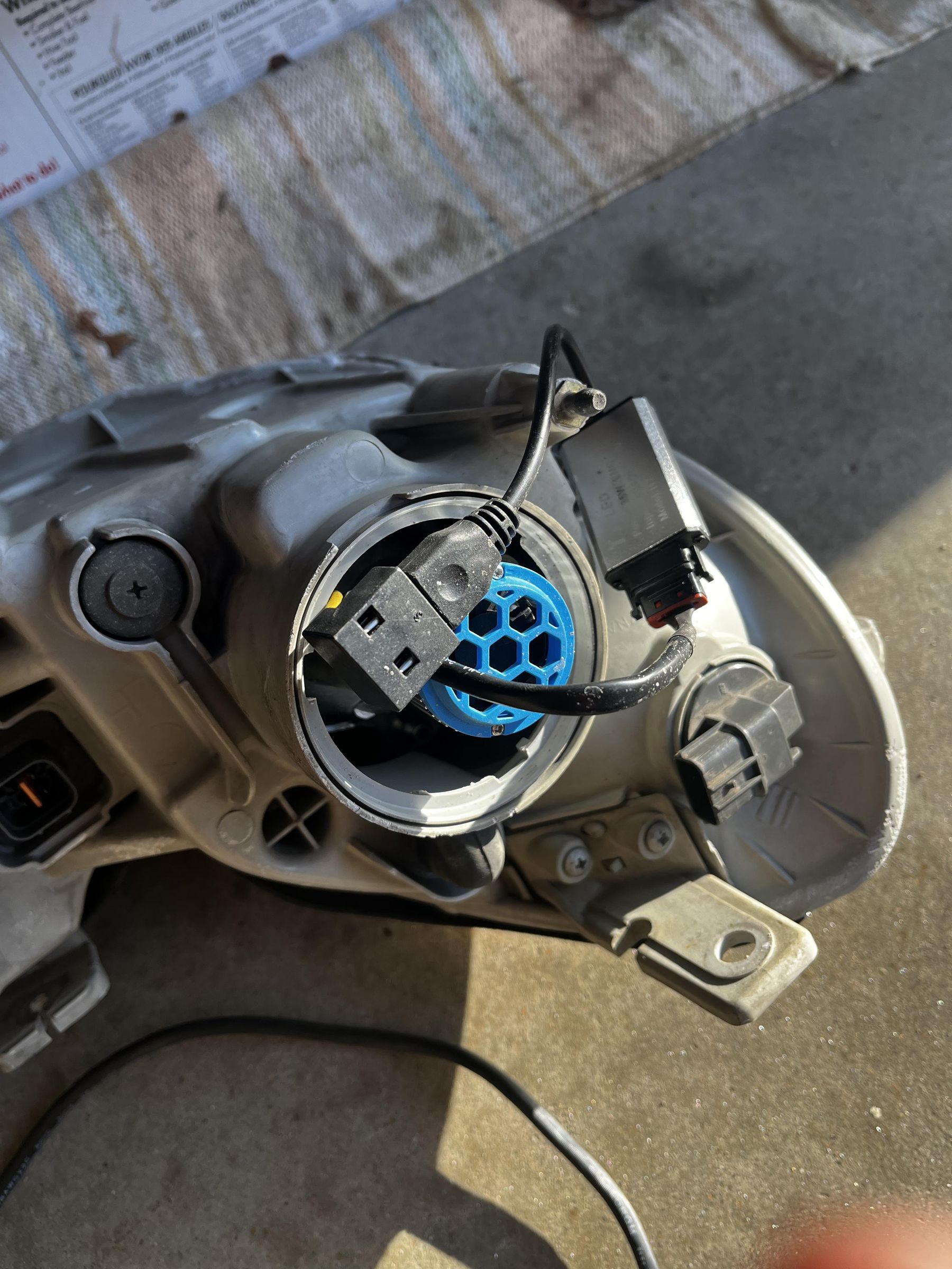 How to Make LED H7 Bulbs With a Fan and Heatsink Fit in a Headlight