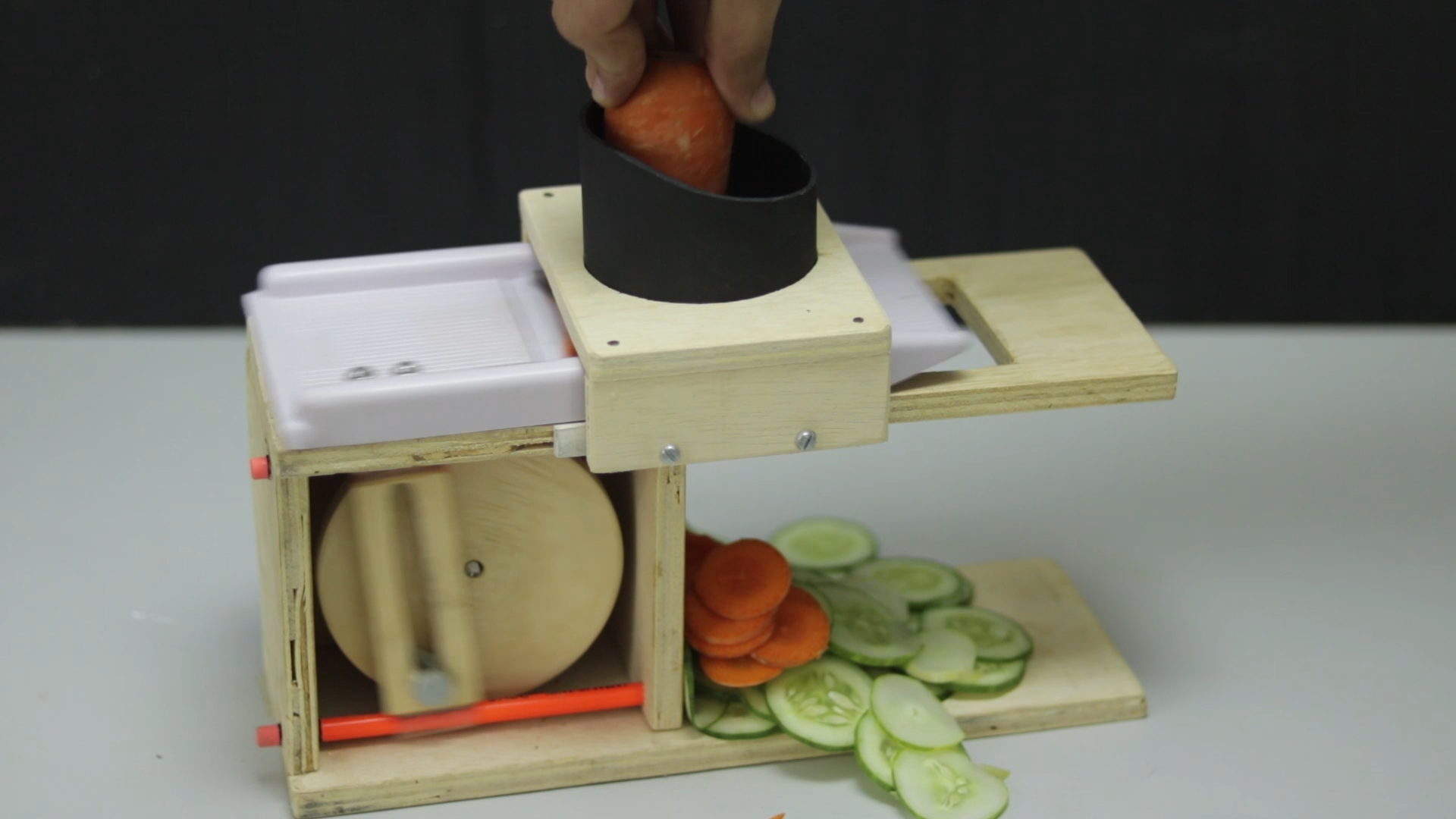 Electric Onion Slicer 11 Steps (with Pictures) Instructables