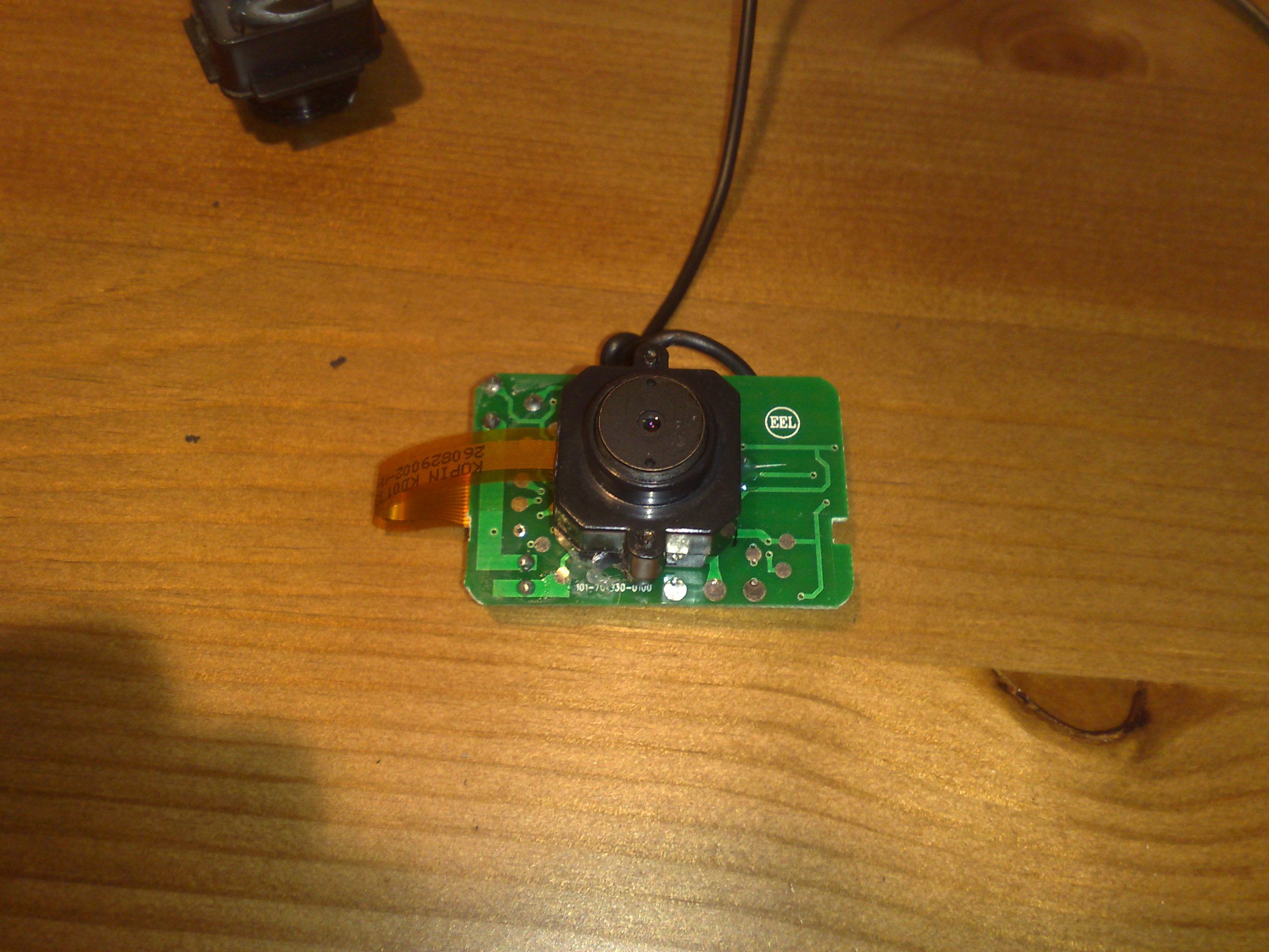 Head Mounted Dispaly (HMD) Hack/modification to Make a Bigger Screen