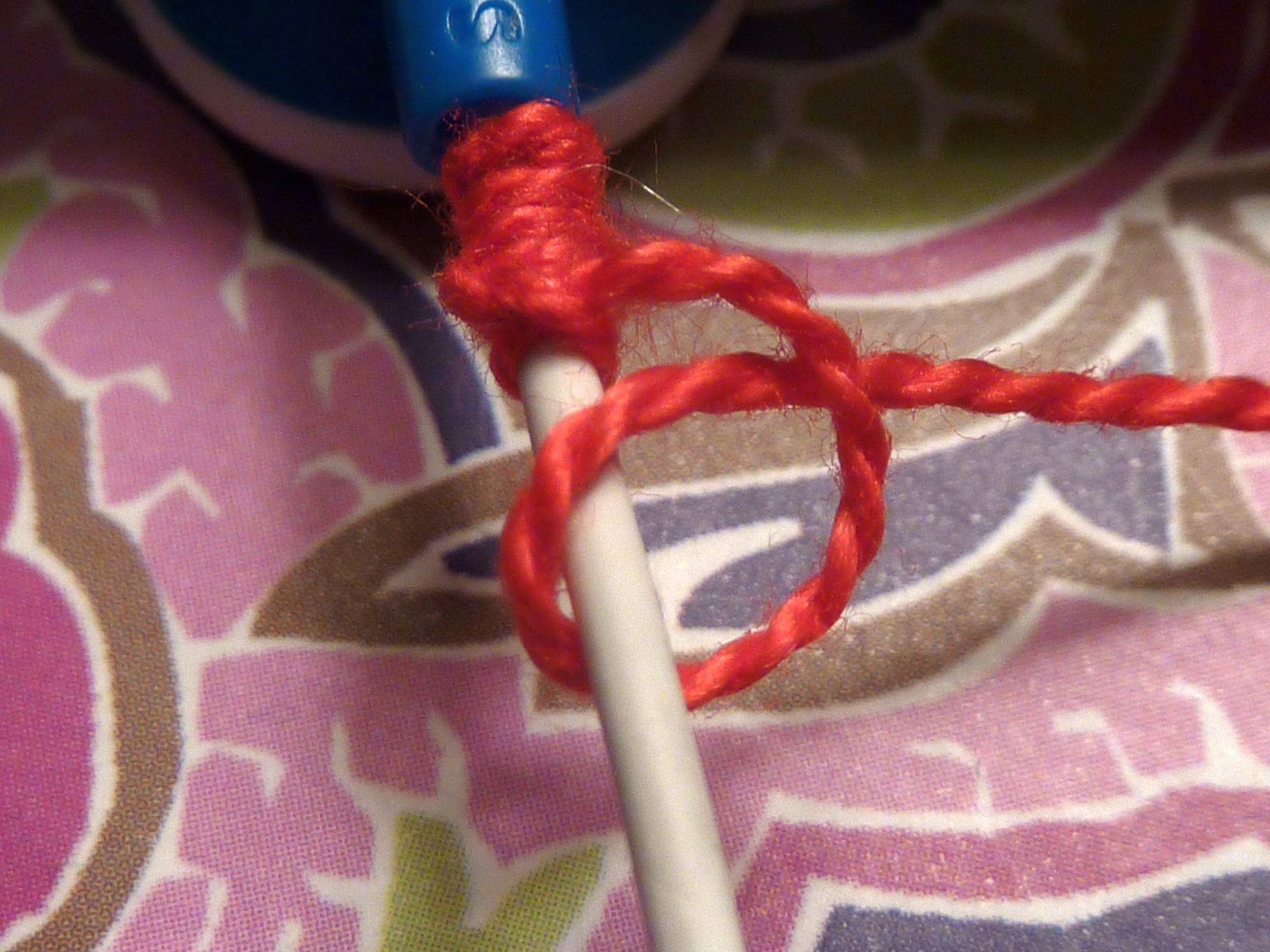How to Make Earbuds Colorful Using Thread 8 Steps (with Pictures