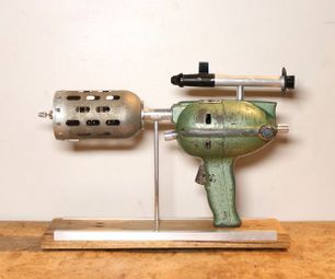 Ray Gun With Sound Effects V2