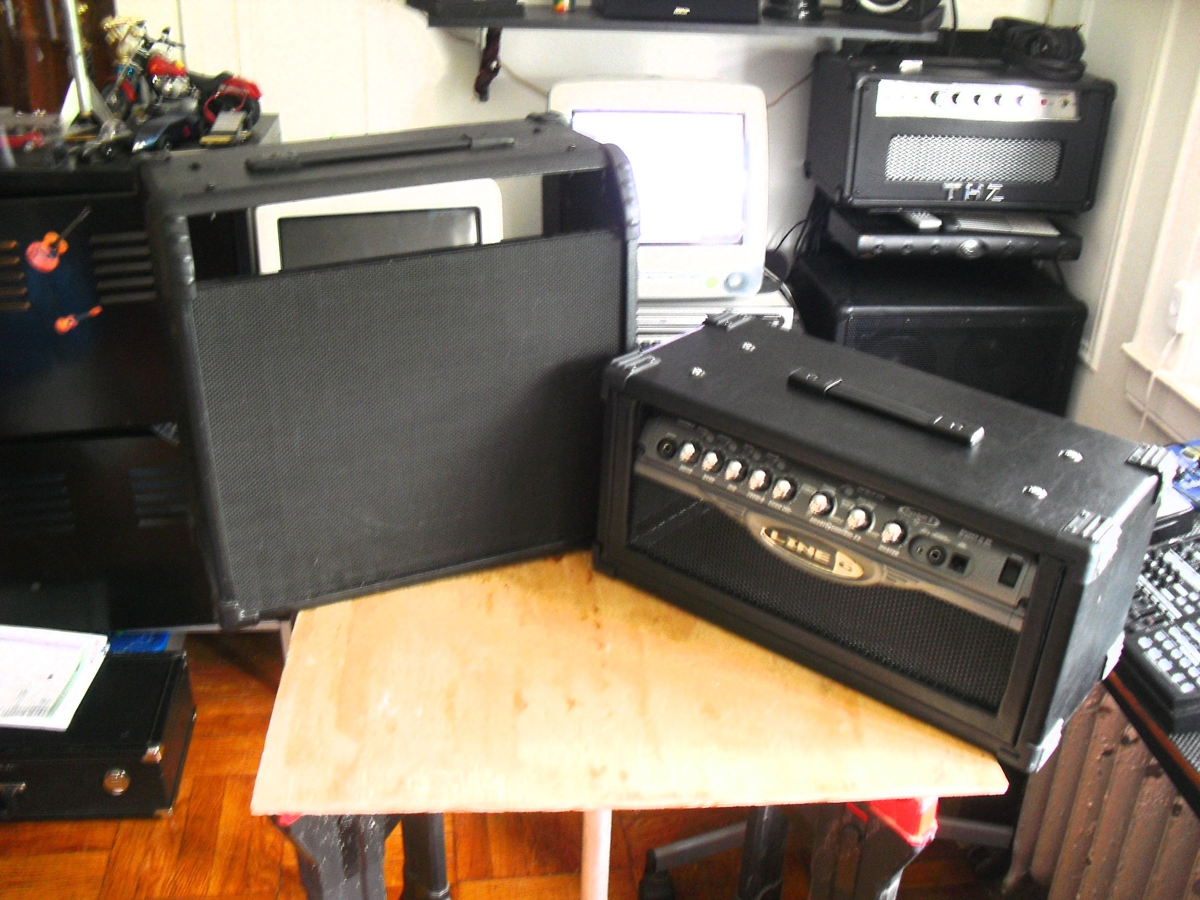 ELECTRIC GUITAR AMP MODIFICATION