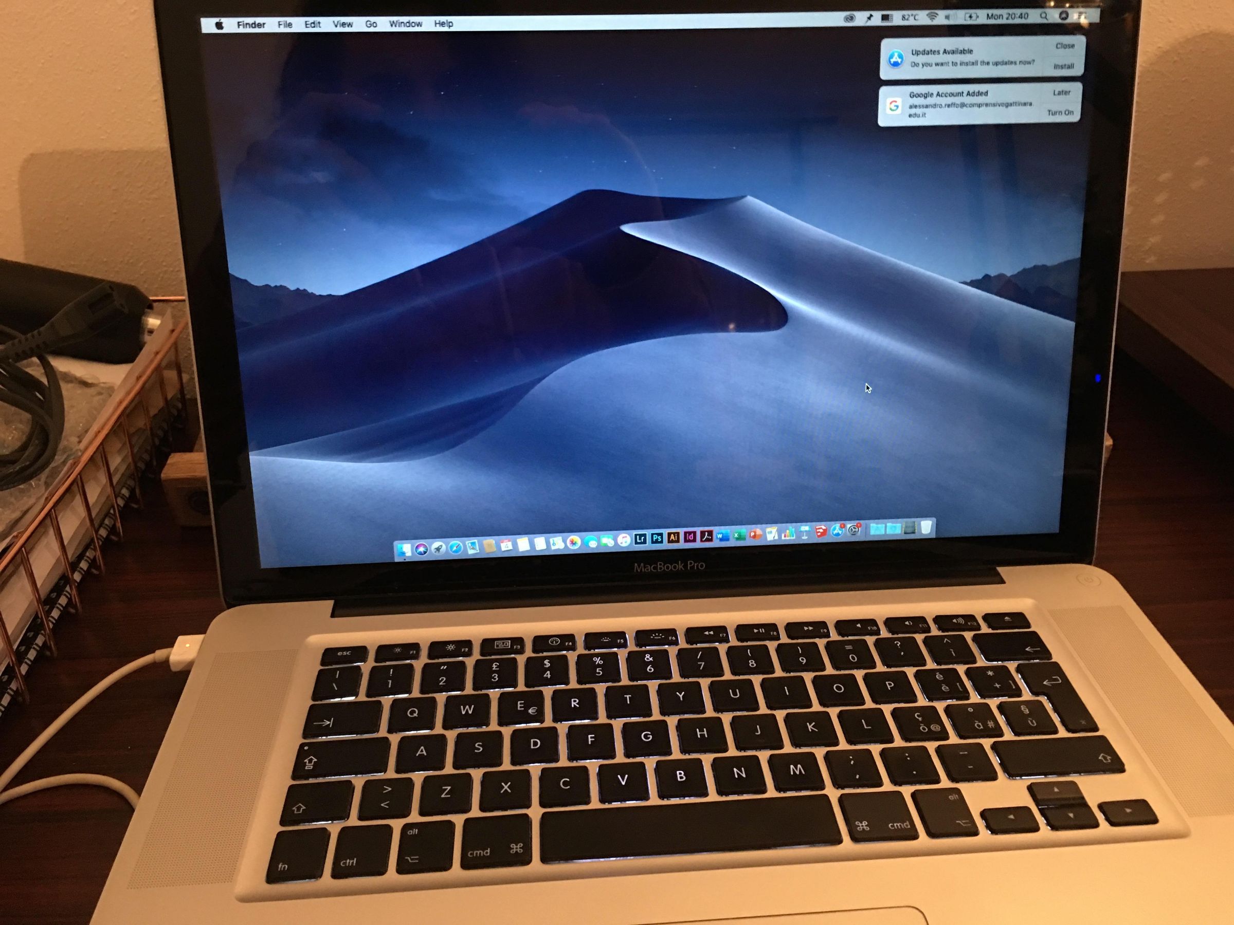 How to Repair the Macbook Pro Logic Board at Home : 4 Steps - Instructables