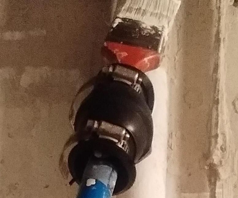 Paint Brush Extender/Attach Paint Brush to Extension Pole