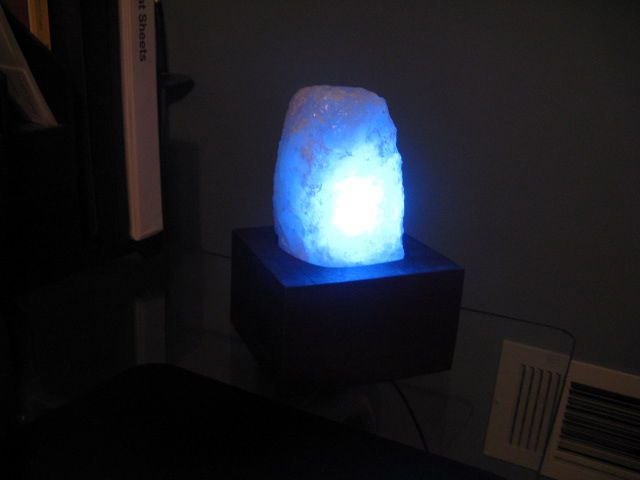 Hack a cheap usb toy into a Color-Changing Crystal Clock!