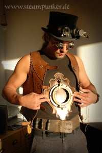 Steampunk Wearable Timemachine